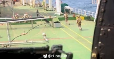 US Forces Inspect Iranian Supertanker Amid Escalating Naval Blockade