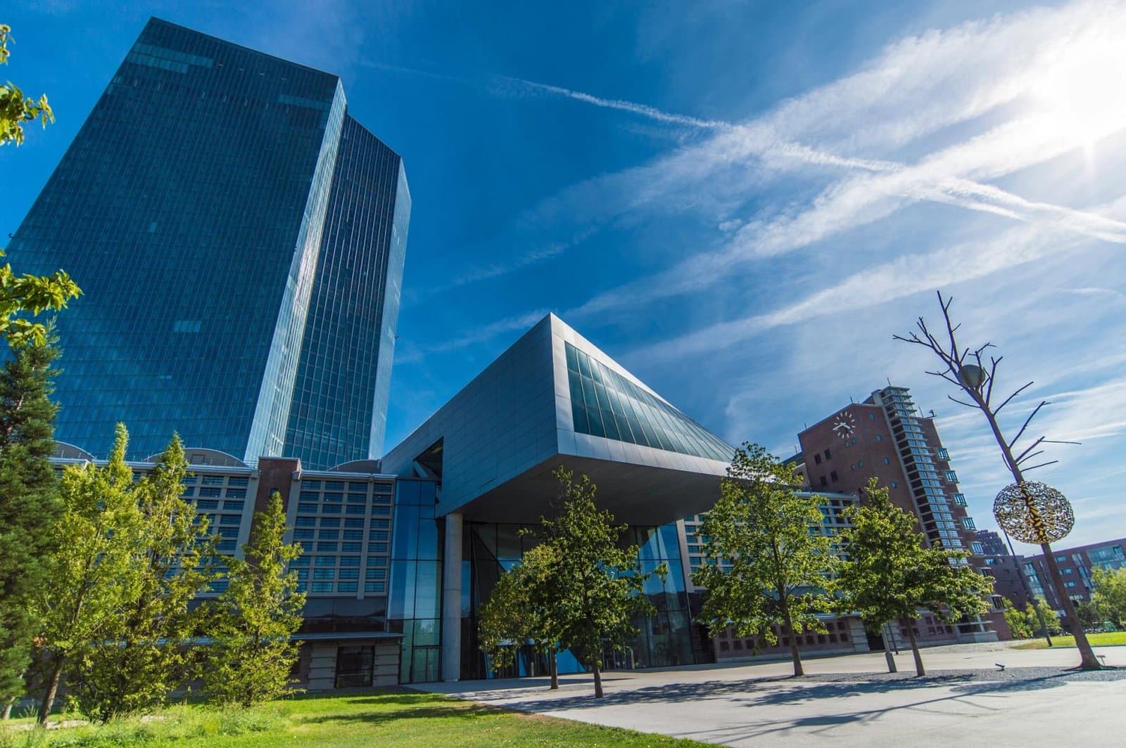 ECB Launches Digital Euro Testing with Deutsche Bank and Revolut