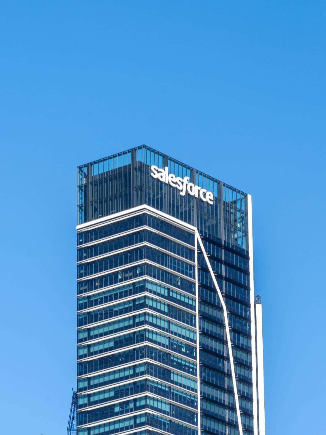 Goldman Sachs Supports Salesforce with a Buy Rating and Focus on AI Growth