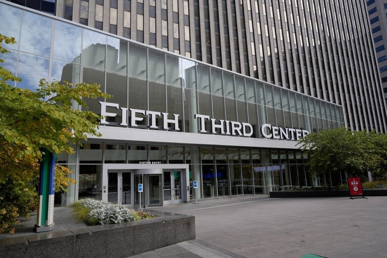 Fifth Third Bancorp Reports Impressive Q2 Earnings Boosted by Comerica Acquisition