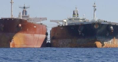 Russia Faces Oil Export Challenges as Tanker Backlog Grows